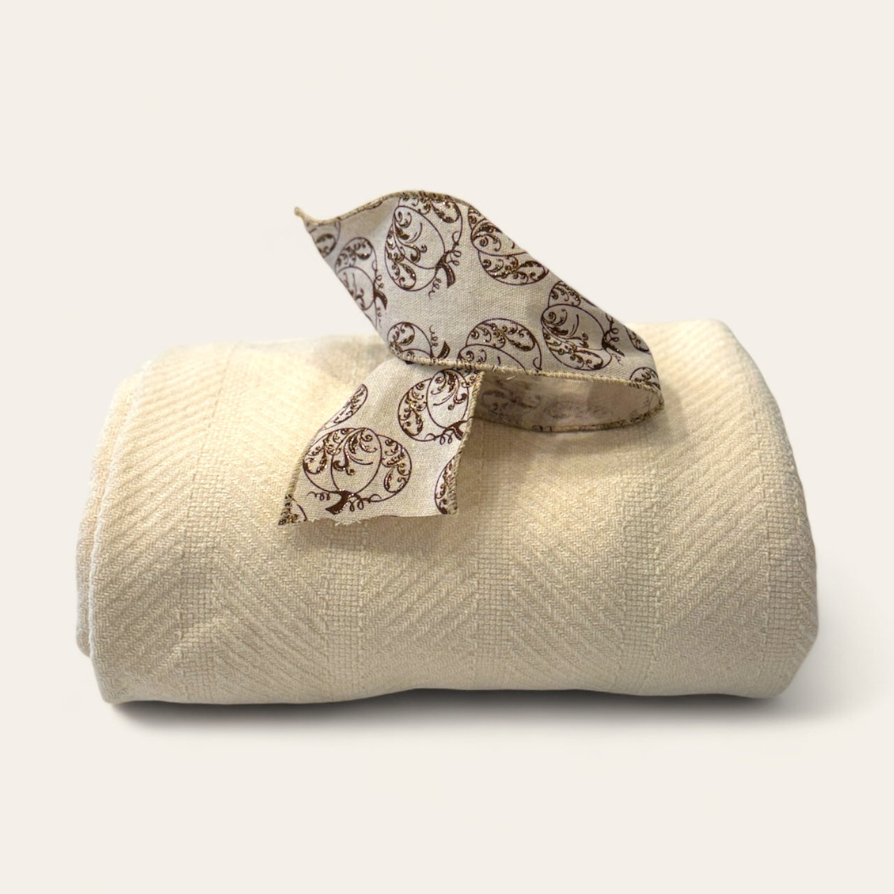 NatureSoft Organic Chenille Herringbone Throw – Natural