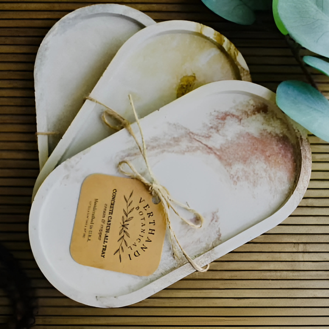 Verthandi Concrete Oval Jewelry Tray